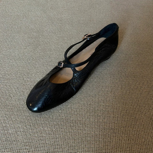 Vintage Washed Red Leather Mary Jane Flats – Round‑Toe Cross‑Strap Ballet Shoes for Women